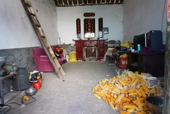 3D打印機(jī)公益助學(xué)活動(dòng) 精準(zhǔn)扶貧圖